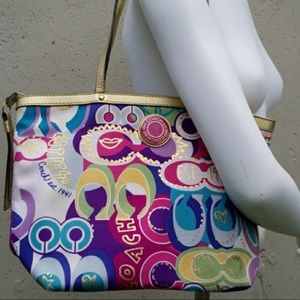 Vintage Coach Poppy Graffiti Shoulder bag